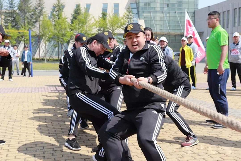 人物類 謝曉燕—拔河_副本.jpg 人物類 謝曉燕—拔河_副本.jpg